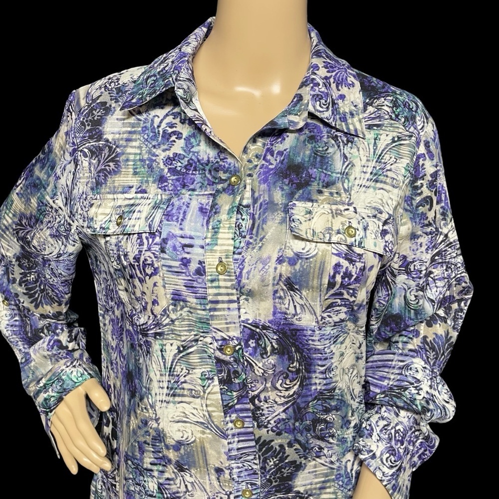 Chicos Purple 1 All Over Floral Print Tab Sleeve Button Up Shirt w/ Pockets EUC - Picture 4 of 14